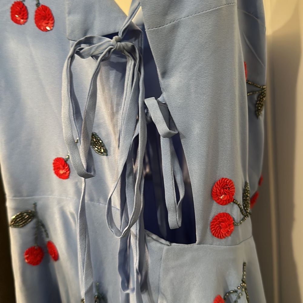 Lovers and Friends Cassie Mini Dress Fit &Flare Size XS Blue Cherries Open Sides - Picture 14 of 15